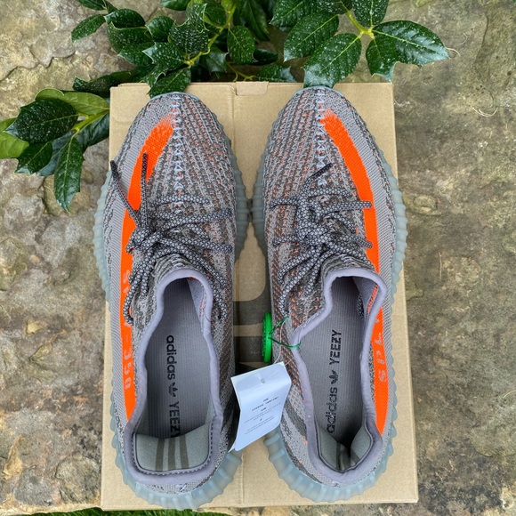 Yeezy 350 V2 beluga 1.0 - Picture 4 of 10